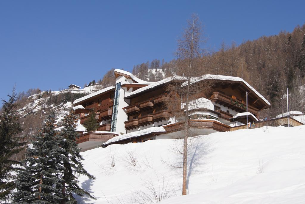 Alpin Panoramahotel Laerchenhof Хайлигенблут Экстерьер фото