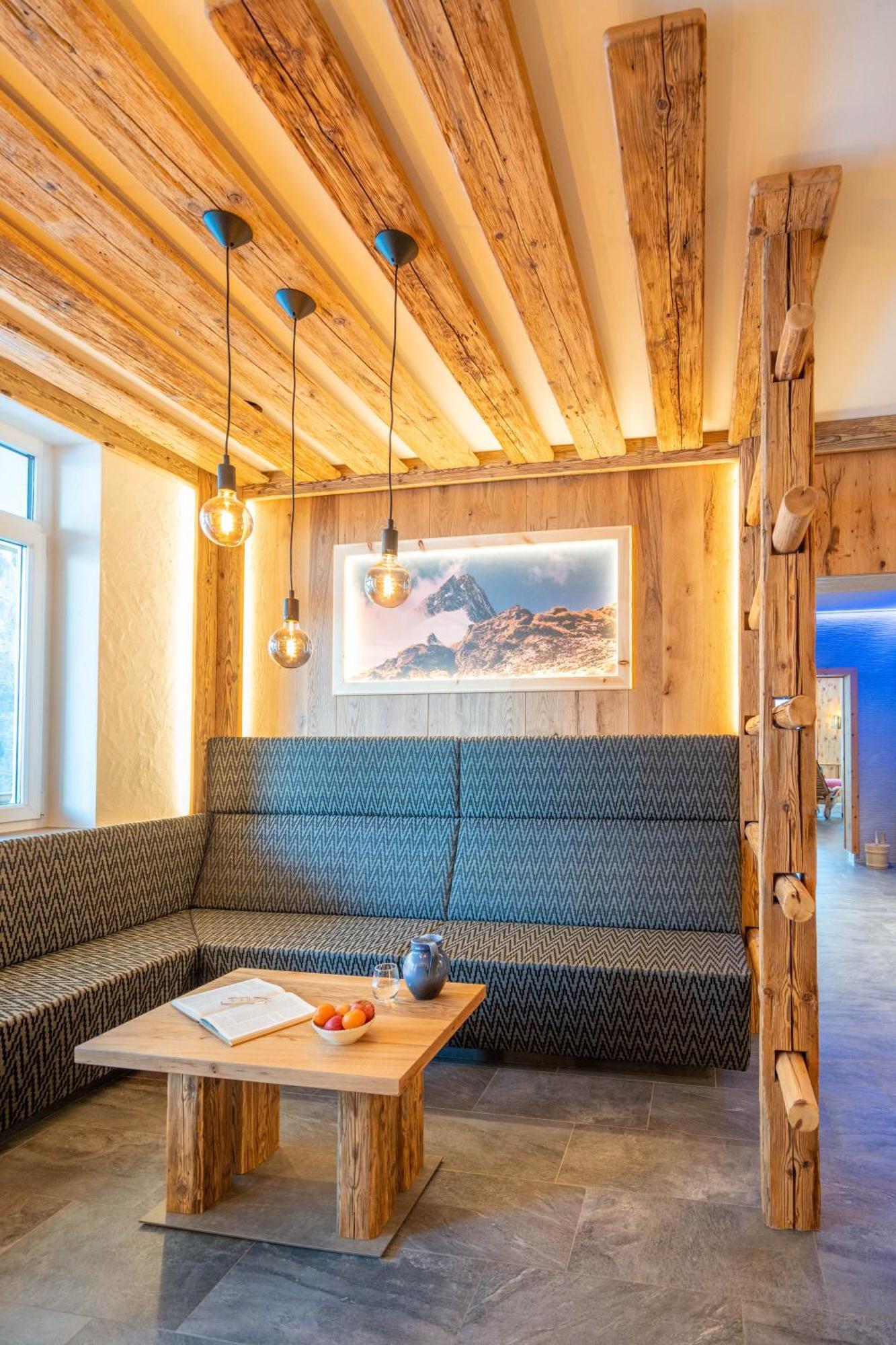 Alpin Panoramahotel Laerchenhof Хайлигенблут Экстерьер фото