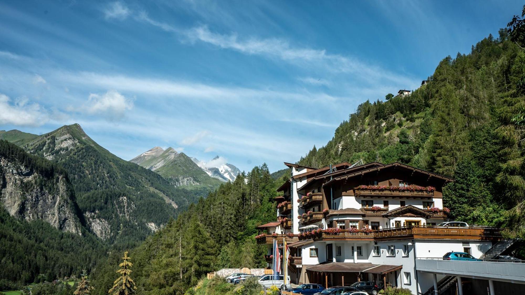Alpin Panoramahotel Laerchenhof Хайлигенблут Экстерьер фото