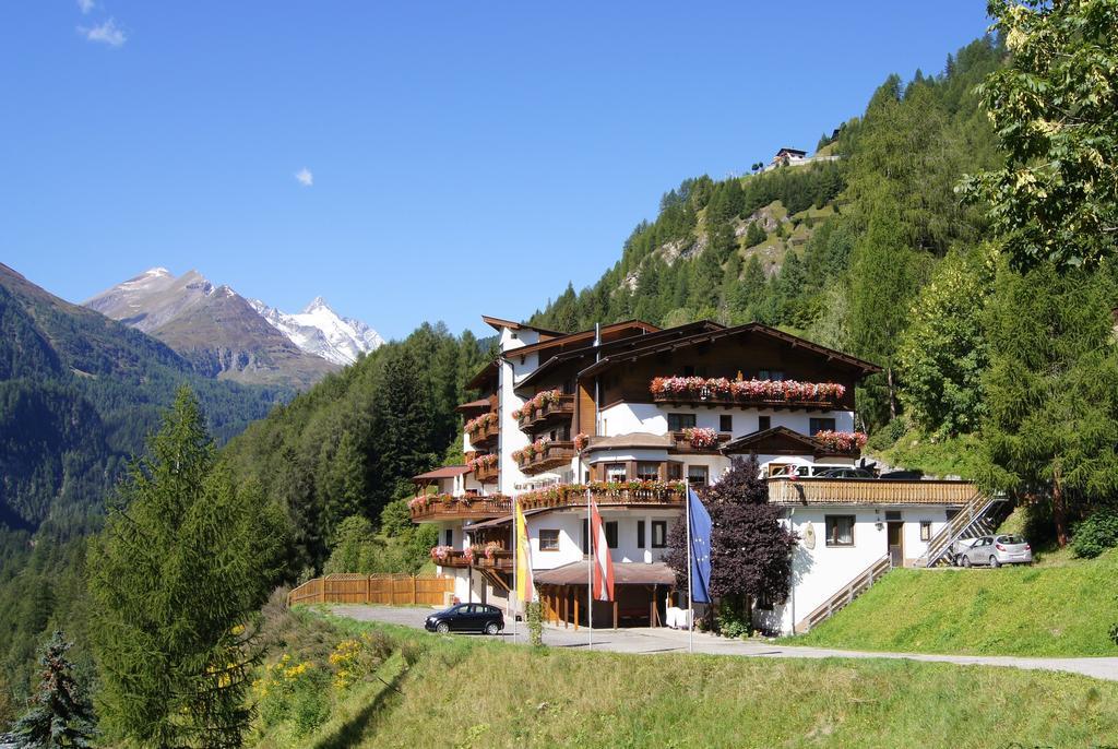 Alpin Panoramahotel Laerchenhof Хайлигенблут Экстерьер фото